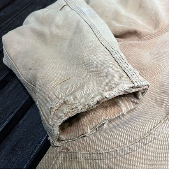 Vintage Distressed Carhartt Waist Cropped Arctic Jacket - Picture 11 of 11